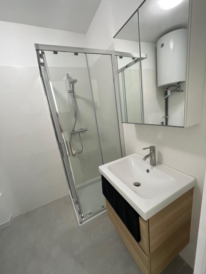 Appartement 30 M2, Piscine Et Parking Prive Mouans-Sartoux Zewnętrze zdjęcie